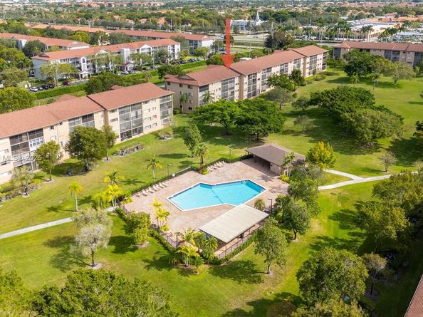 12550 SW 15th St 411E, Pembroke Pines FL 33027