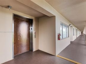 12550 SW 15th St 411E, Pembroke Pines FL 33027