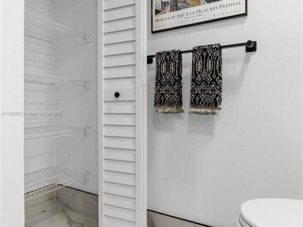 12550 SW 15th St 411E, Pembroke Pines FL 33027