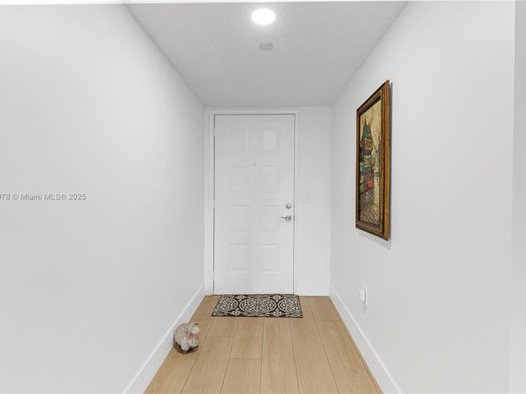 12550 SW 15th St 411E, Pembroke Pines FL 33027