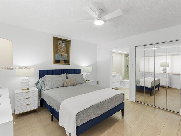 12550 SW 15th St 411E, Pembroke Pines FL 33027