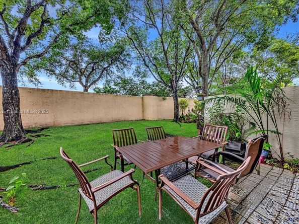 16354 SW 48th St, Miramar FL 33027