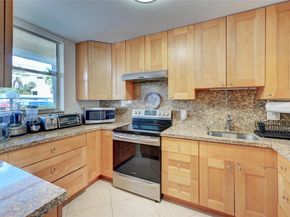 5321 NE 24th Ter 107A, Fort Lauderdale FL 33308