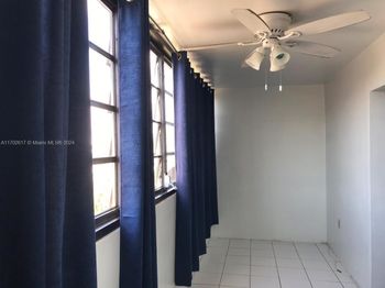 2000 Biarritz Dr