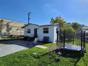 1975 NW 24th Ct, Miami FL 33125