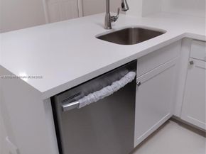 1851 NW 96th Ter 6B, Pembroke Pines FL 33024