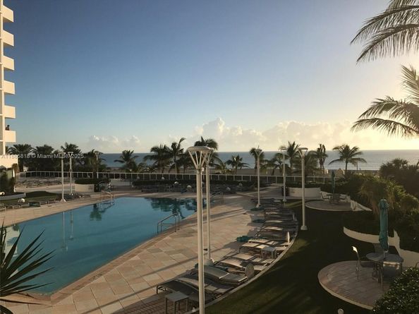 100 Lincoln Rd PH12, Miami Beach FL 33139