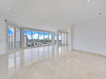 100 Lincoln Rd