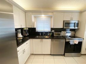 8089 Sweetbriar Way 8089, Boca Raton FL 33496