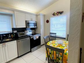 8089 Sweetbriar Way 8089, Boca Raton FL 33496