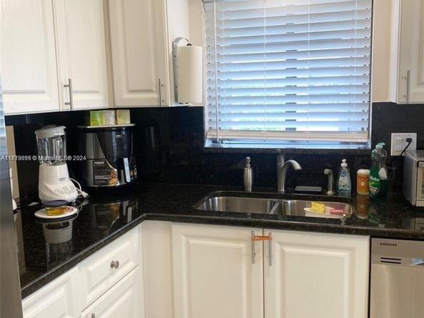 8089 Sweetbriar Way 8089, Boca Raton FL 33496