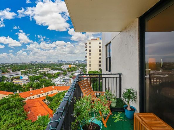 888 S Douglas Rd 1117, Coral Gables FL 33134
