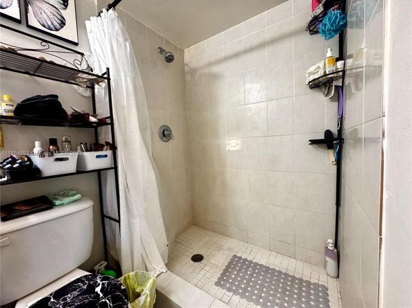 7165 NW 186th St A211, Hialeah FL 33015