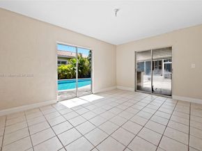 573 Palmetto Dr, Miami Springs FL 33166