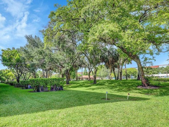 1551 SW 135th Ter 314G, Pembroke Pines FL 33027