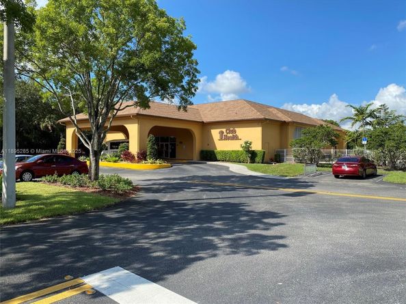 1551 SW 135th Ter 314G, Pembroke Pines FL 33027