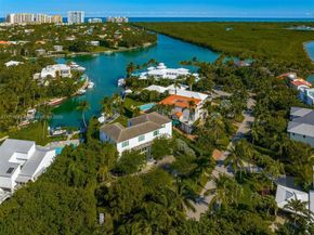 481 S Mashta Drive, Key Biscayne FL 33149