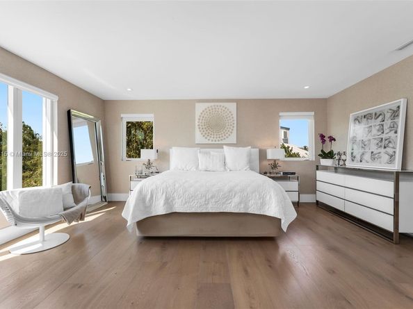 481 S Mashta Drive, Key Biscayne FL 33149