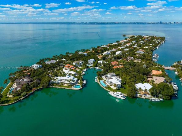 481 S Mashta Drive, Key Biscayne FL 33149