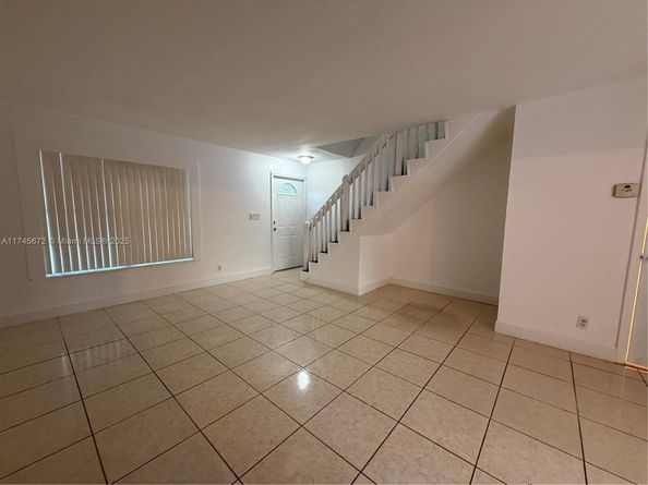 7904 Kimberly Blvd 403, North Lauderdale FL 33068
