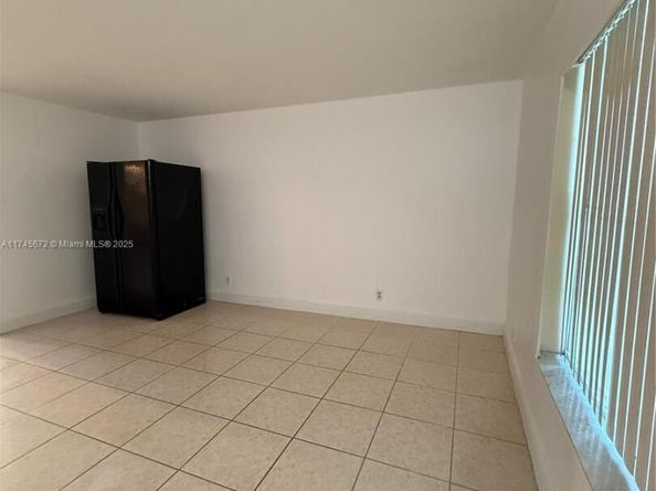 7904 Kimberly Blvd 403, North Lauderdale FL 33068