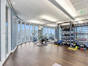 185 SW 7 St 1508, Miami FL 33130