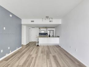 185 SW 7 St 1508, Miami FL 33130