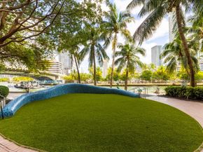 185 SW 7 St 1508, Miami FL 33130