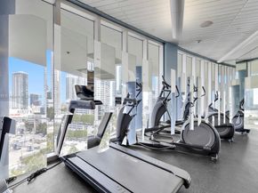 185 SW 7 St 1508, Miami FL 33130
