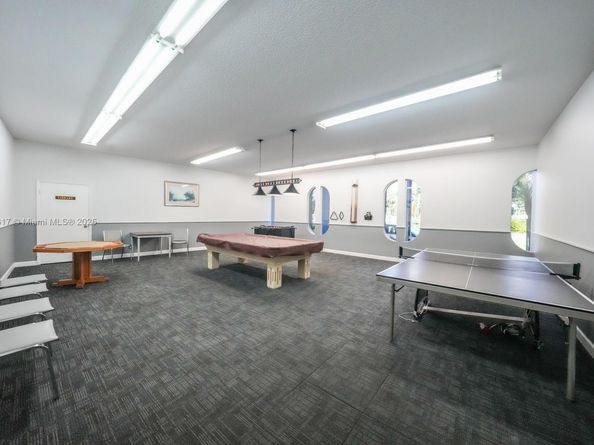 200 Diplomat Pkwy 827, Hallandale Beach FL 33009