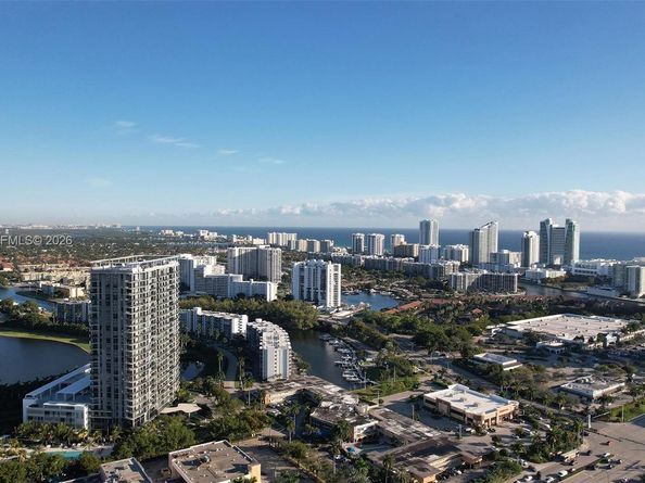 101 Diplomat Pkwy 607, Hallandale Beach FL 33009
