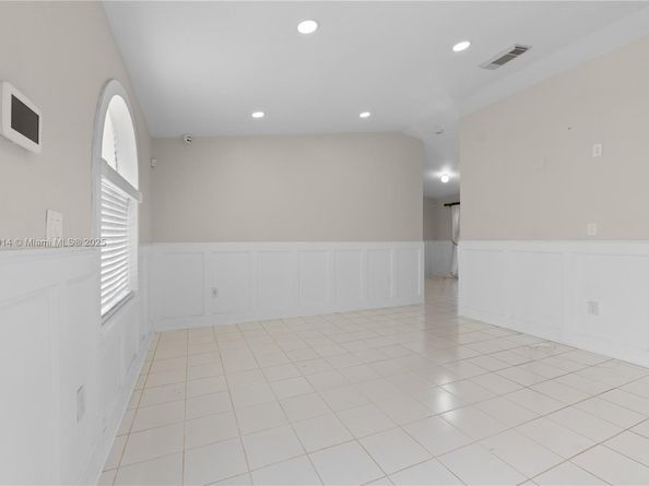15327 SW 179th Ter, Miami FL 33187