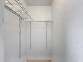 6631 Meade St, Hollywood FL 33024