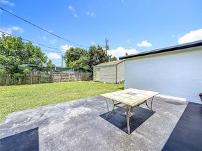 6631 Meade St, Hollywood FL 33024