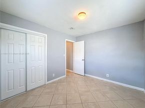 6631 Meade St, Hollywood FL 33024