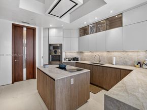 2600 Island Blvd PH1, Aventura FL 33160