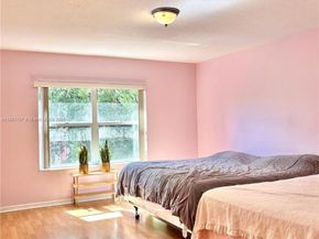 306 NW 115th way, Coral Springs FL 33071