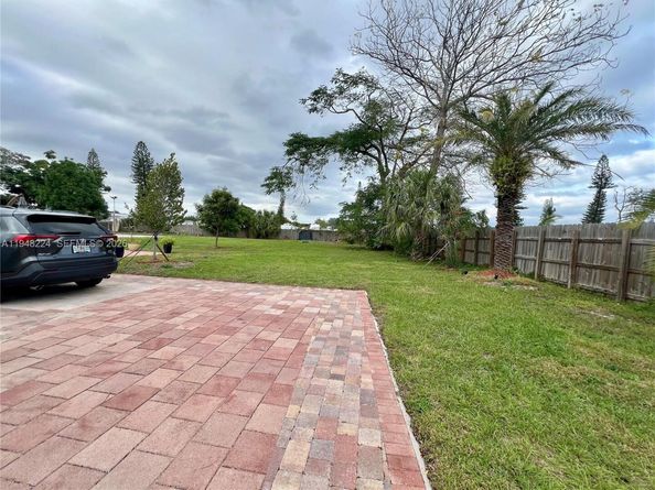 4 Helwig Ter, Deerfield Beach FL 33064