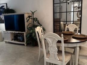 5101 NW 34th St 101, Lauderdale Lakes FL 33319