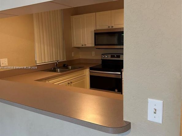 6790 W Sample Rd 6790, Coral Springs FL 33067