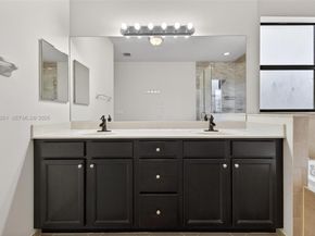 11561 SW 232nd Ln, Homestead FL 33032