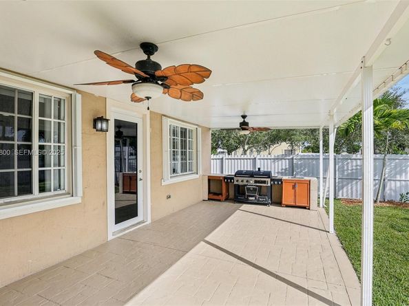 14014 SW 276th Way, Homestead FL 33032