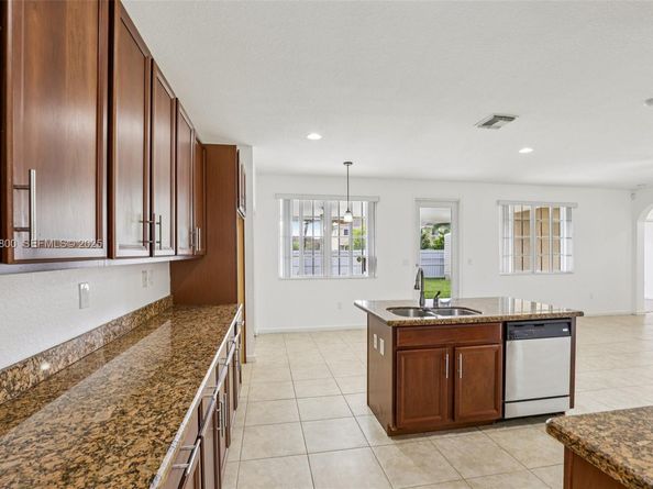 14014 SW 276th Way, Homestead FL 33032