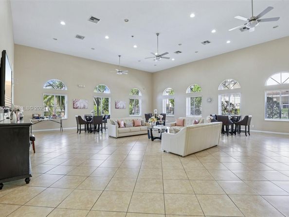 14014 SW 276th Way, Homestead FL 33032