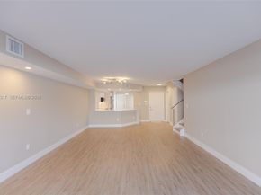 3525 Magellan Cir 626, Aventura FL 33180