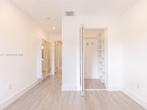 3525 Magellan Cir 626, Aventura FL 33180