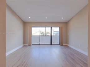 3525 Magellan Cir 626, Aventura FL 33180