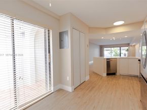 3525 Magellan Cir 626, Aventura FL 33180