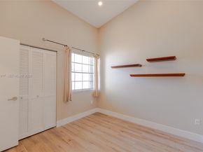 3525 Magellan Cir 626, Aventura FL 33180