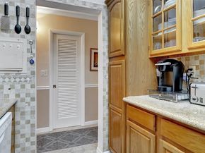 16750 NE 14th Ave 212, Miami FL 33162